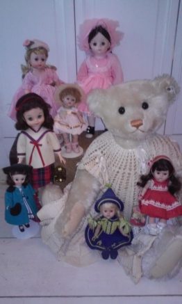 This year’s event will feature antique and collectible dolls, bears, miniatures and related items.