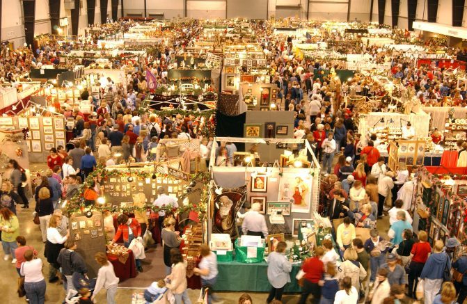 Yuletide in the Country is the area’s largest seasonal artisan market featuring more than 150 predominantly local artisans.