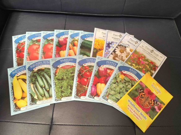 The Chamber is hoping to collect a minimum of 1,000 flower and vegetable seed packets.