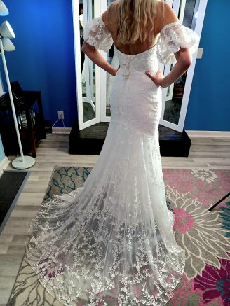 Brenda Babe Bridal features customizable wedding dress collections of varying levels of formality and sizing.
